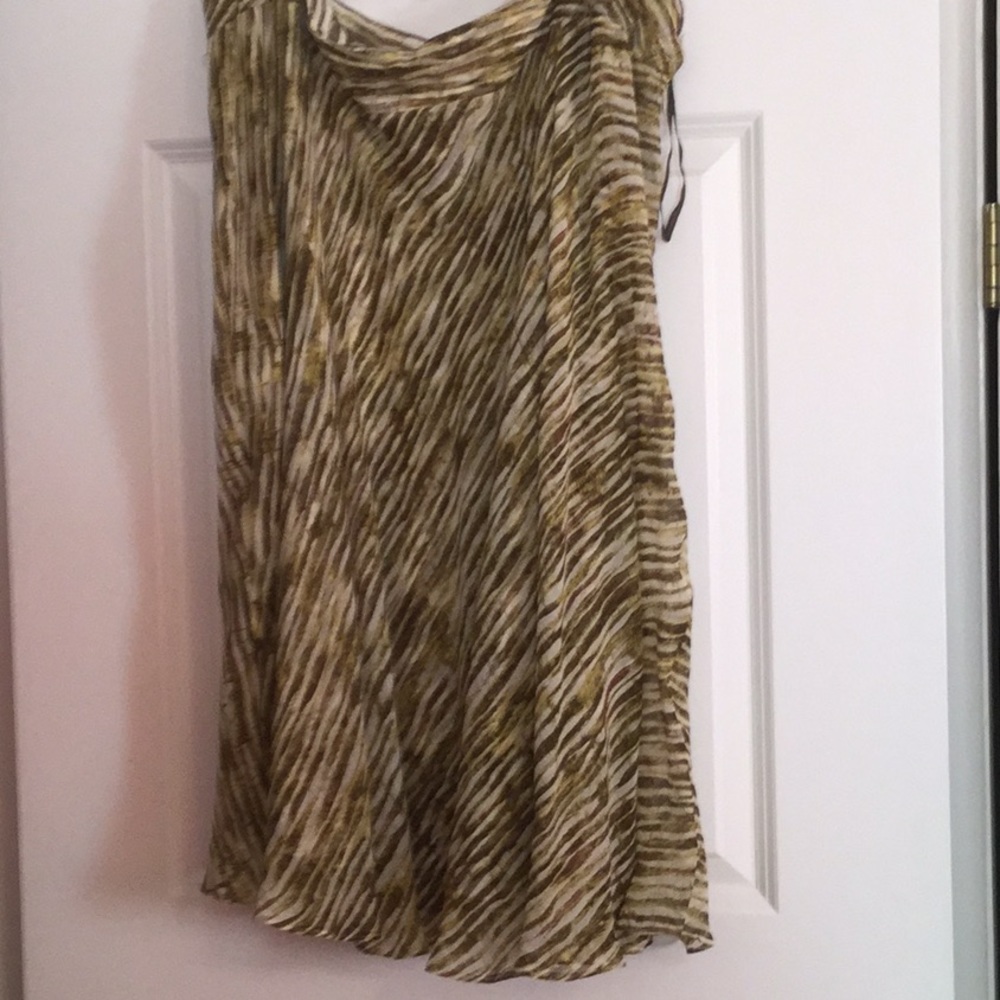 Jones New York silky flare skirt